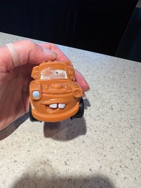 Fisher-Price wheelie disney cars mater.